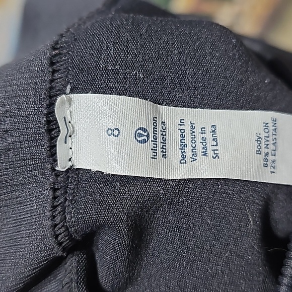 Lululemon Athletic Capri Leggings Size 8 - Picture 5 of 6